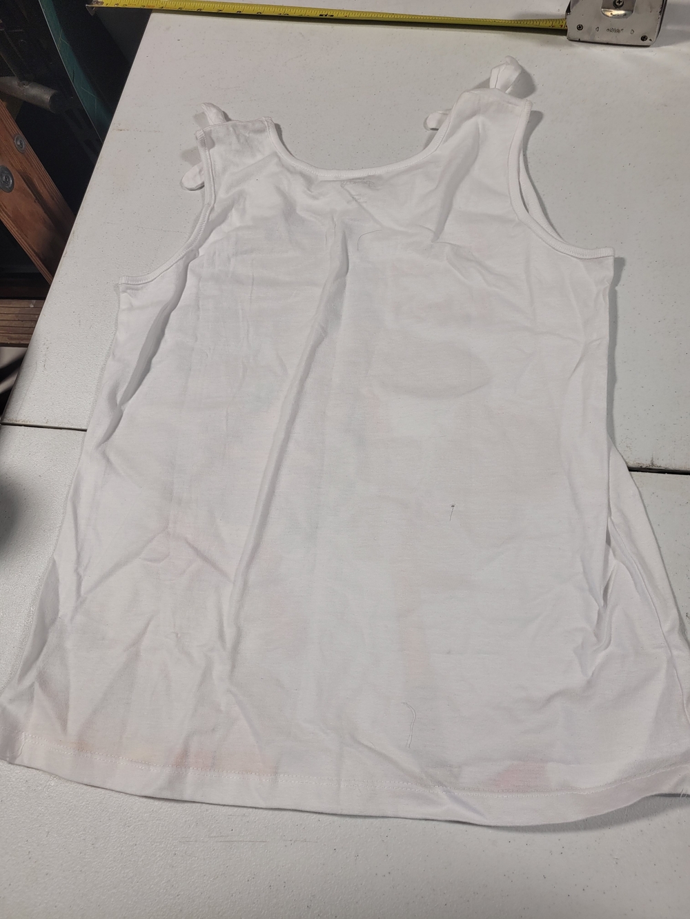 Disney Girls White Moana 'Vacay Vibes' Graphic Tank - Picture 3 of 5